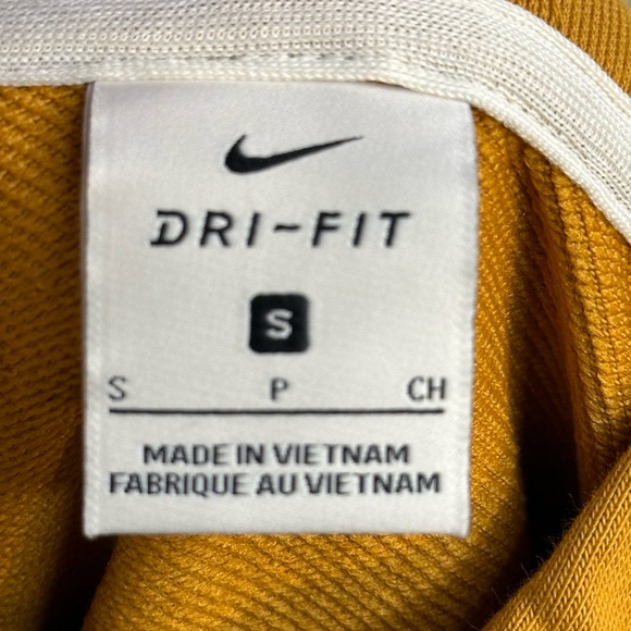 NIKE Air Dri- Fit Standard Issue Basketball Pullover Hoodie Sweatshirt, Small - Picture 5 of 11